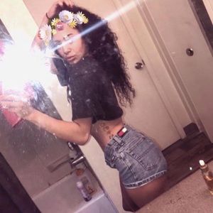 Meet your Posher, Anastazia